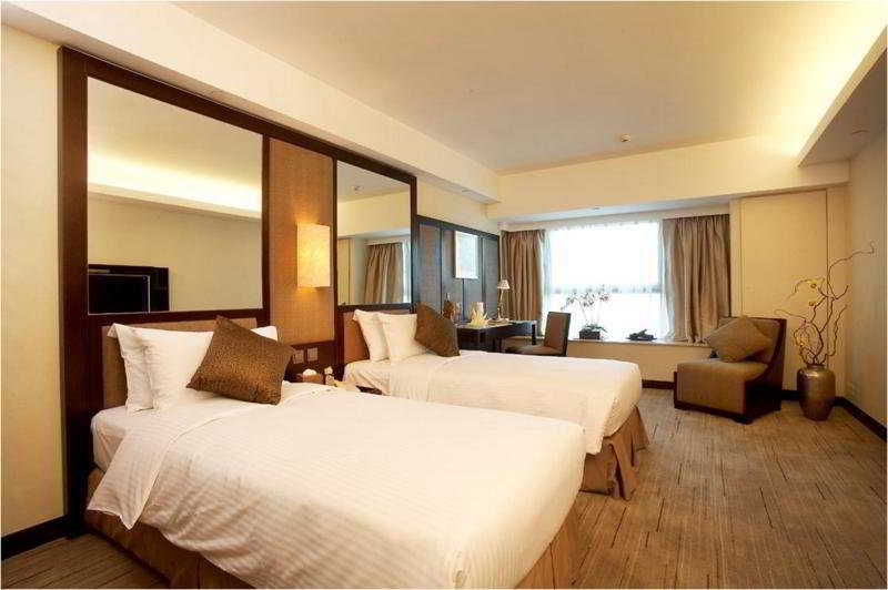 Royal View Hotel Хонконг Екстериор снимка